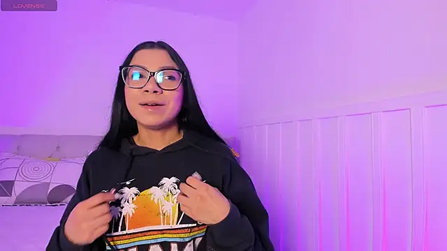 Little Lexyy online show from February 8, 3:48 am