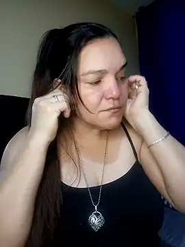 lee hot online show from January 17, 11:25 am