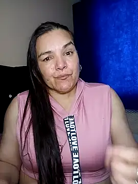 lee hot online show from February 4, 7:31 pm