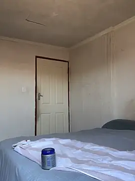 HotTwink ZAR online show from February 7, 9:17 am