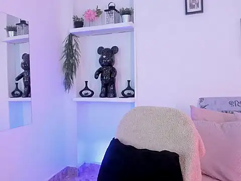 EmmaJohansonn online show from January 14, 3:37 pm