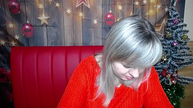 Snapshot of VeronicaSvitt chatting on January 19, 1:15 pm VeronicaSvitt online show from January 19, 1:15 pm