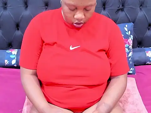 BustyBoobs67 online show from May 23, 9:25 pm