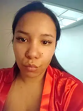 soffi joness23 online show from April 15, 6:45 pm