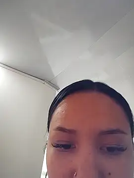 soffi joness23 online show from April 14, 5:18 pm