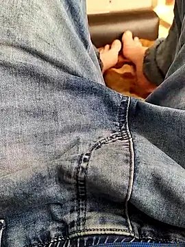 Ivan9iutt online show from April 5, 6:42 am