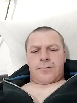 Ivan9iutt online show from March 29, 4:30 pm