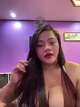 Snapshot of womanforall69 chatting on January 13, 6:39 am womanforall69 online show from January 13, 6:39 am