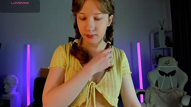 tracy aw online show from March 30, 6:37 am