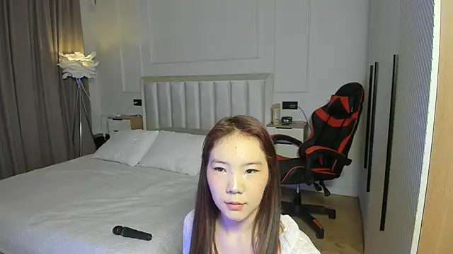 haerynn online show from May 5, 2:42 pm