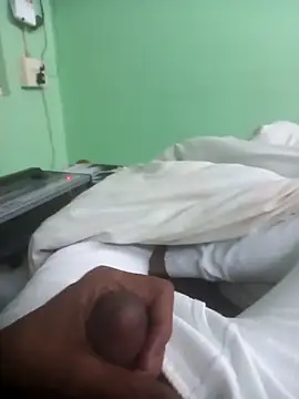 deshi9inch9 online show from January 31, 8:18 pm