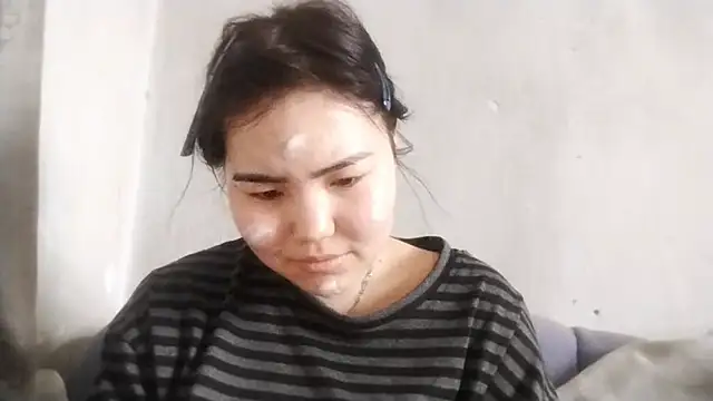 MollyAsian online show from February 19, 5:48 am