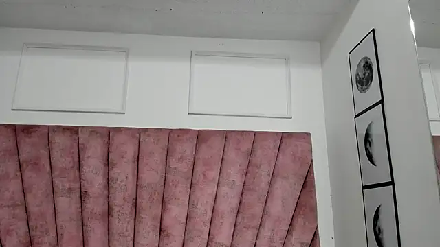 danibellucii  online show from March 2, 5:08 am