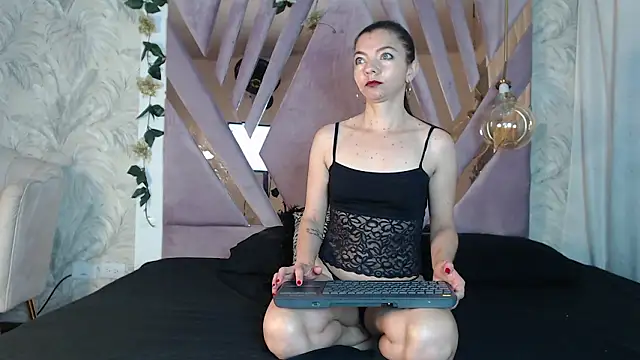 MarilinSweet1 online show from January 14, 11:25 am