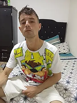 torvyHot online show from June 3, 7:51 pm