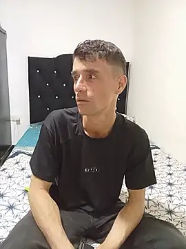 torvyHot online show from June 4, 8:02 pm