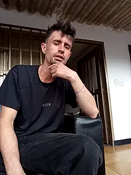 torvyHot online show from May 8, 7:17 pm