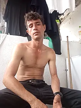 torvyHot online show from February 7, 9:12 pm