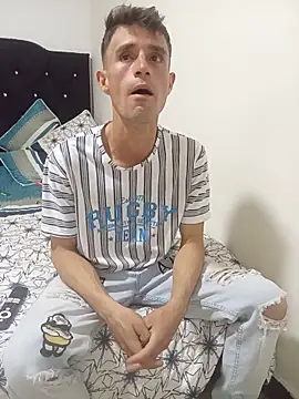 torvyHot online show from June 2, 9:59 pm