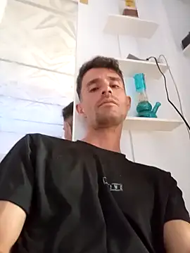 torvyHot online show from April 1, 10:28 pm