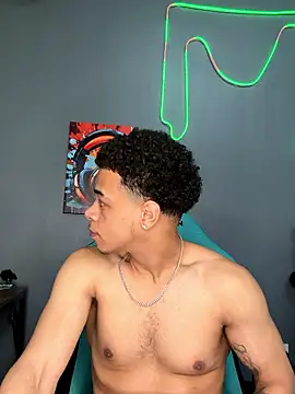 l-laross online show from January 12, 3:52 pm