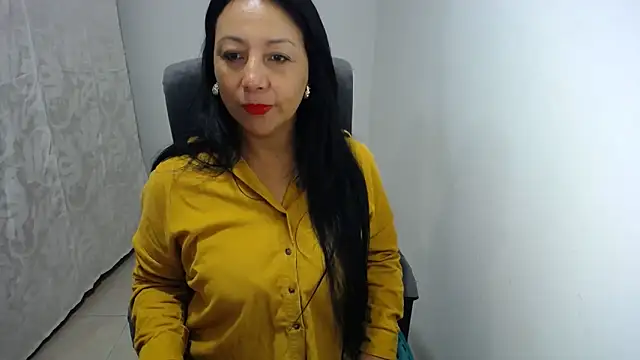 soyElena46 online show from March 21, 11:25 am