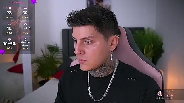 Snapshot of goldenatlasX chatting on February 12, 9:58 pm goldenatlasX online show from February 12, 9:58 pm