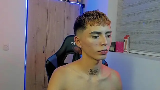 Maiky Cooper01 online show from January 14, 2:59 am