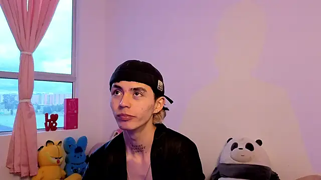 Maiky Cooper01 online show from April 10, 4:25 pm