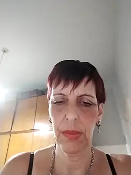 Juguetonafogosa5 online show from February 12, 4:01 am