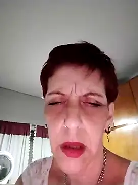 Juguetonafogosa5 online show from February 6, 4:08 am