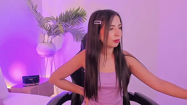 Snapshot of cataleya_castle chatting on February 7, 12:13 pm cataleya castle online show from February 7, 12:13 pm