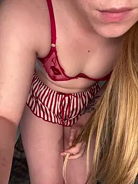 Bayleighjohnson18 online show from March 15, 10:11 am