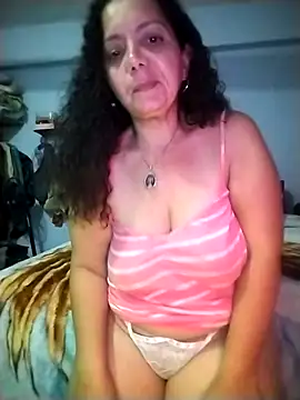 Snapshot of Gorditacarlota chatting on February 6, 1:56 am Gorditacarlota online show from February 6, 1:56 am