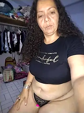 Gorditacarlota online show from April 5, 4:30 am