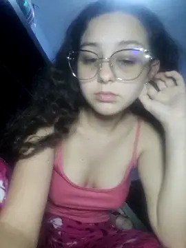 racheldepp  online show from February 3, 5:05 am