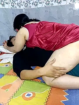 Desikalakaar0069 online show from April 8, 7:15 pm