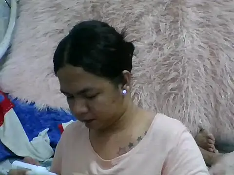 Snapshot of seductiveharmony chatting on January 12, 2:24 pm seductiveharmony online show from January 12, 2:24 pm