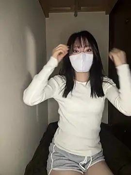 Snapshot of rin_15 chatting on February 25, 1:06 am rin 15 online show from February 25, 1:06 am