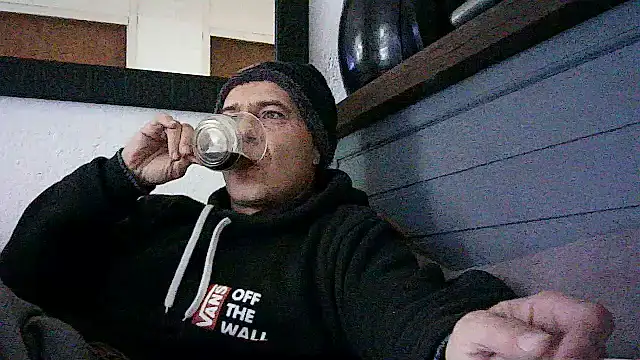 Snapshot of dogfrota chatting on June 26, 7:31 pm dogfrota online show from June 26, 7:31 pm