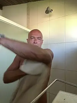 dogfrota online show from February 22, 7:15 pm