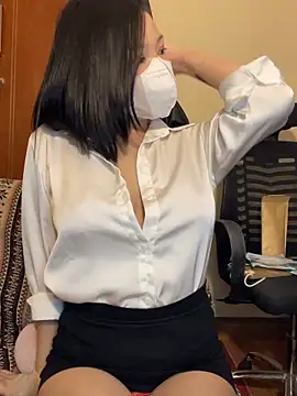 Snapshot of Su_2k4 chatting on June 12, 5:32 pm Su 2k4 online show from June 12, 5:32 pm