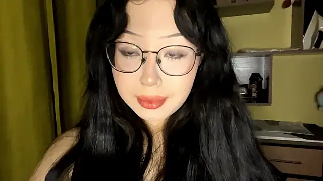 KateWhisp online show from January 12, 5:20 pm