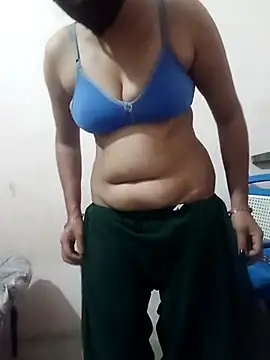 sexyqueen558 online show from April 14, 10:37 pm