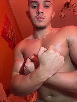 Snapshot of Airon2244 chatting on January 11, 9:05 am Airon2244 online show from January 11, 9:05 am