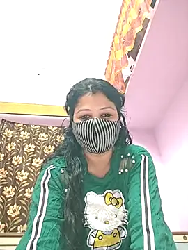 Priyaji7575 online show from February 6, 5:25 am