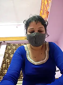 Priyaji7575 online show from February 9, 5:11 pm