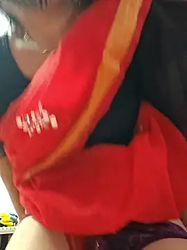 Priyaji7575 online show from February 5, 6:09 am