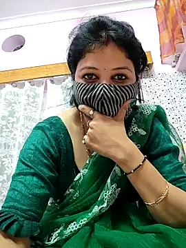 Priyaji7575 online show from February 27, 5:24 pm