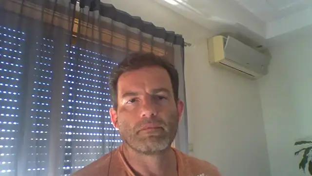 Snapshot of _grj1 chatting on June 18, 10:20 am grj1 online show from June 18, 10:20 am